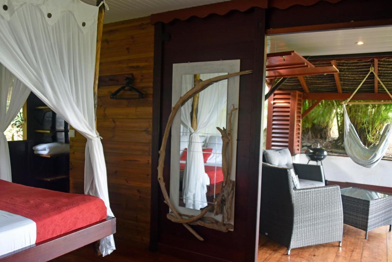 Domaine Karaibes Villa Deshaies Buitenkant foto