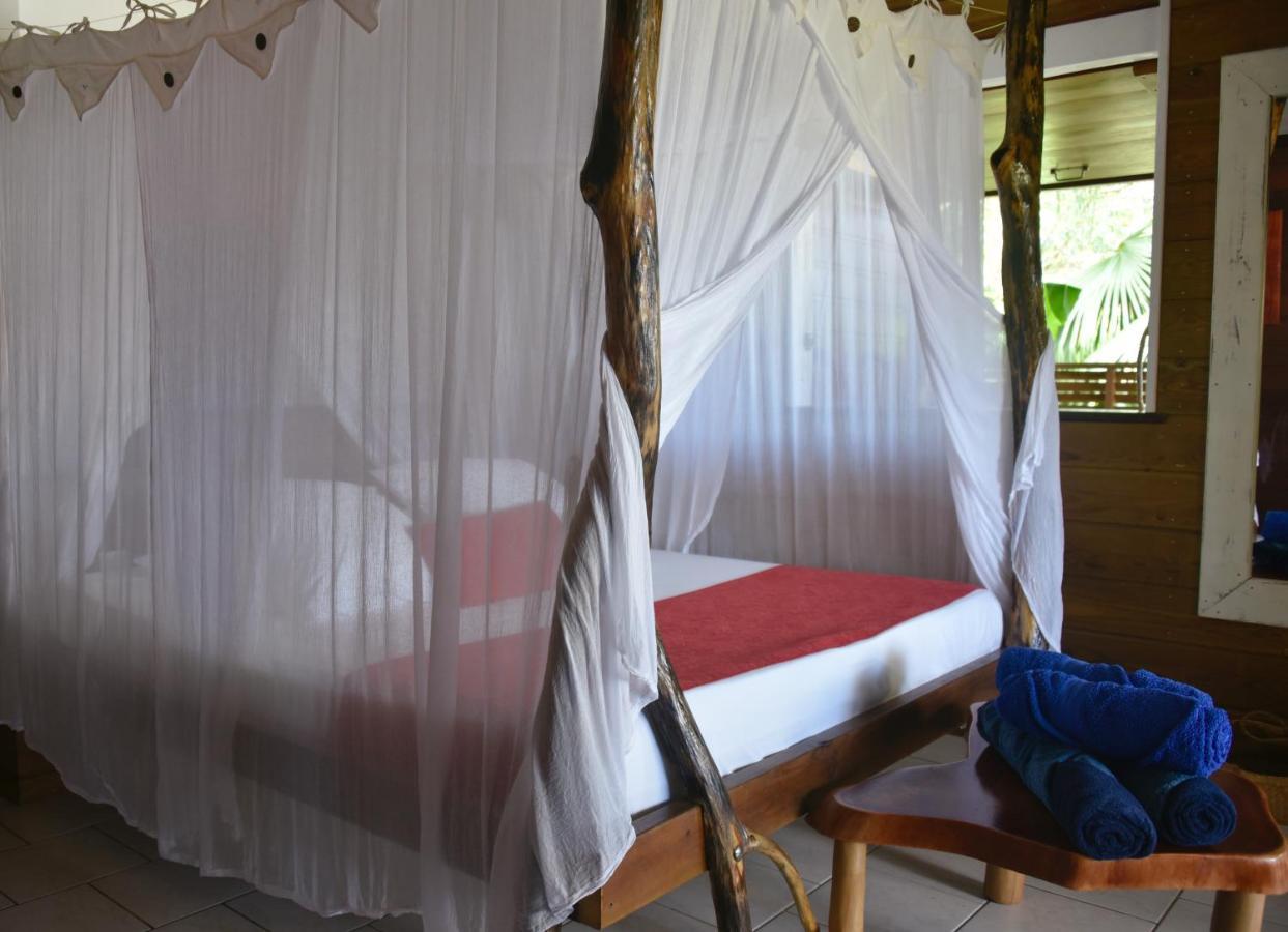 Domaine Karaibes Villa Deshaies Buitenkant foto